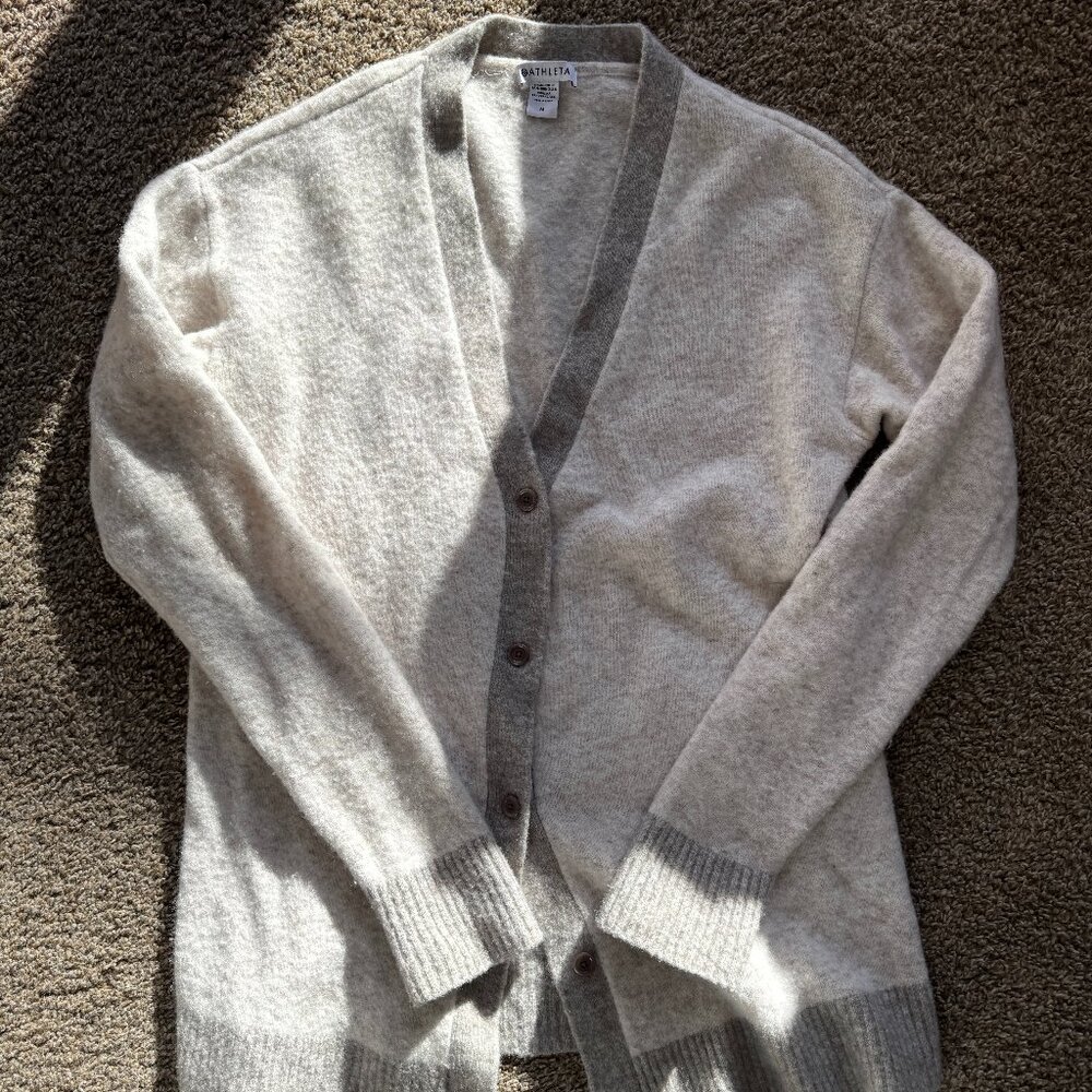 Athleta Merino Wool Blend V-Neck Button Long‎ Westlake Cardigan Grey Size Medium